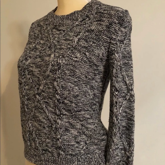 Banana Republic Sweaters - Banana Republic Cable Knit Sweater Crewneck